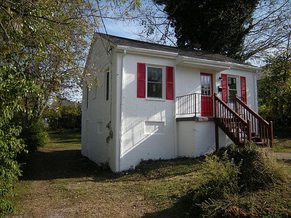 2nd image of 216 Earlene Ct