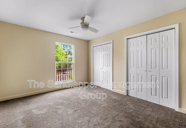 7955 Timbercreek Ln #H — Photo 17