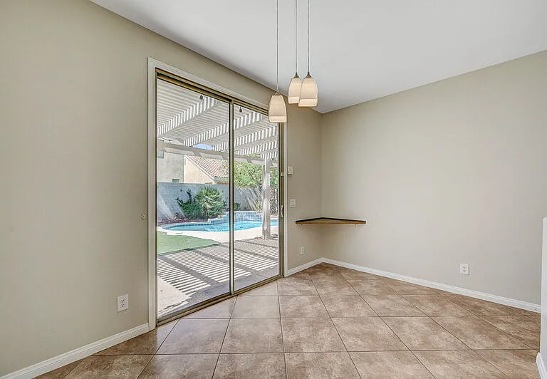 9152 Kentwell Ave — Photo 15