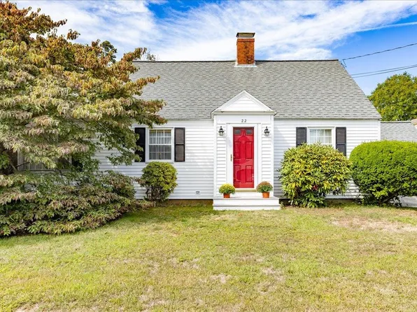 22 Moulton Road, Hampton, NH 03842