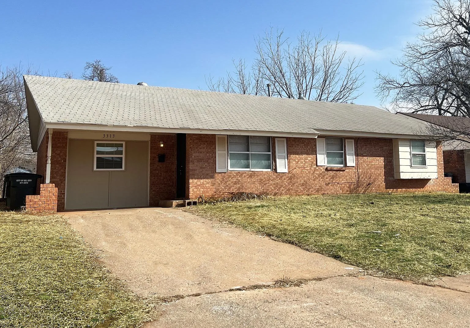 4 bed, 1.5 bath, 1428 sqft, $1,340 — Photo 1