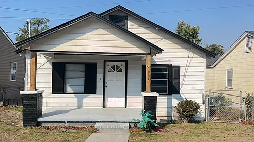 2635 Royal St Photo 1