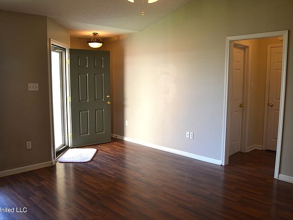 5th image of 5369 Pollard Dr