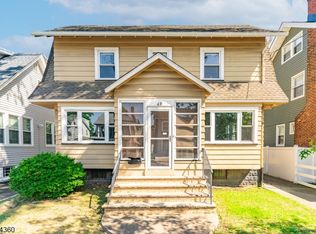 68 Richelieu Pl, Newark, NJ 07106