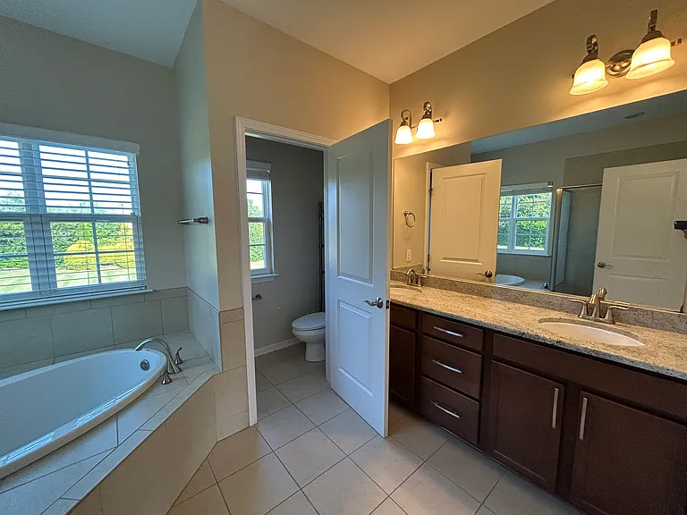 6624 Stonecroft Dr — Photo 17