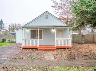 552 W C St, Lebanon, OR 97355