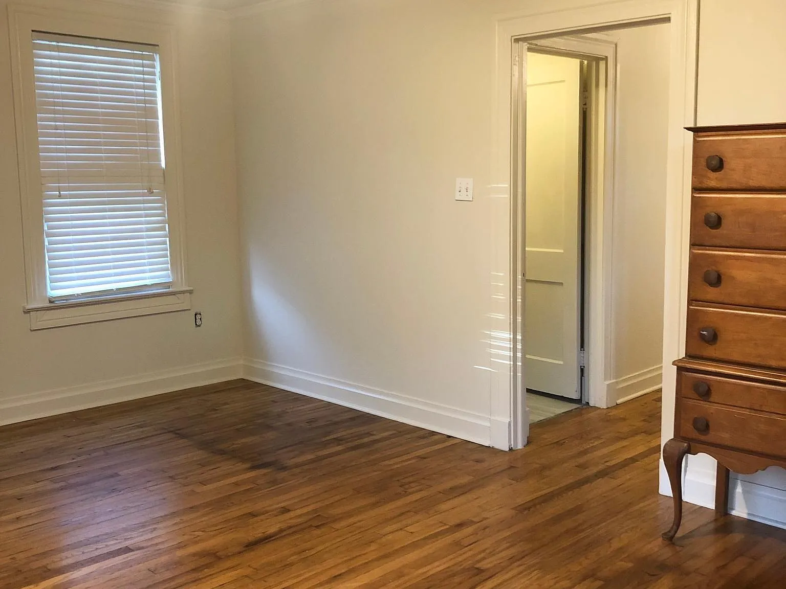 1 bed, 450 sqft, $900 — Photo 1
