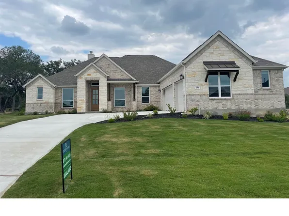 196 Moon Lane, Castroville, TX 78009