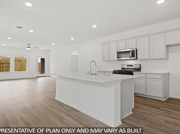 21702 Piazza Maggiore Ln, Tomball, TX 77447