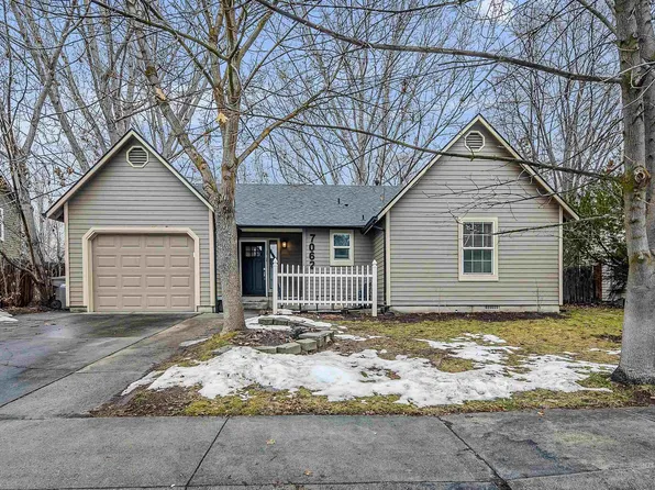 7062 W Tobi Dr, Boise, ID 83714