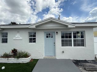 119 147th Ave E #B, Saint Petersburg, FL 33708