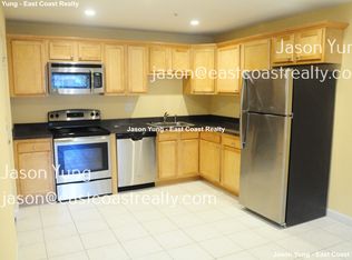 46 Park St APT 14B, Newton, MA 02458