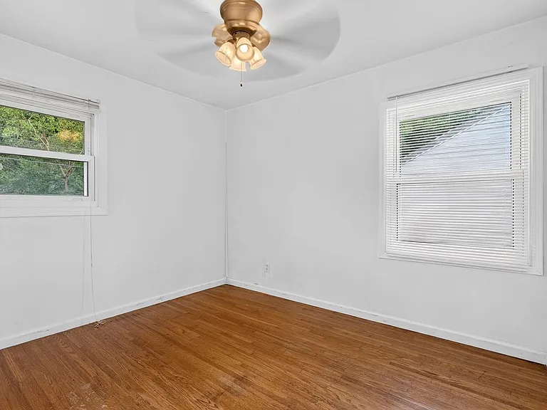 10328 Dudley Dr — Photo 13