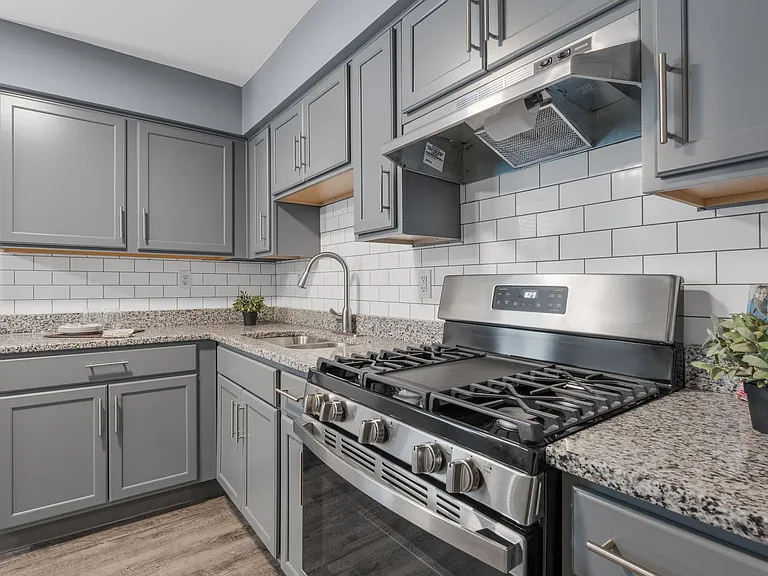 Townhomes at Bexley Creek — Photo 37
