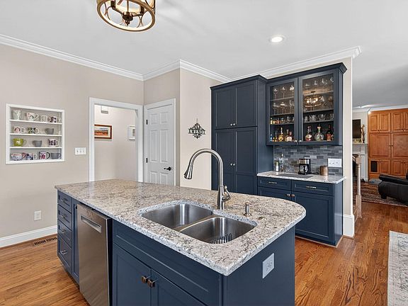 5th image of 8908 Weaver Crossing Rd