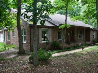 139 Viburnum Dr, Waynesboro, VA 22980
