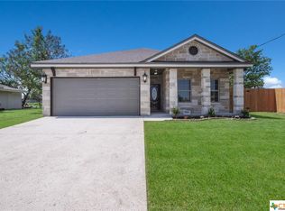 900 Hollyhock Ln, New Braunfels, TX 78130