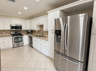 3851 NW 110th Ave #N, Coral Springs, FL 33065