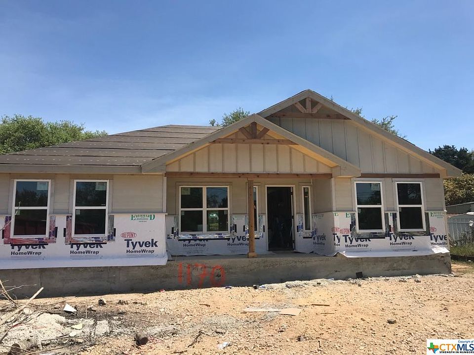 1st image of 1170 Singing Hills Dr