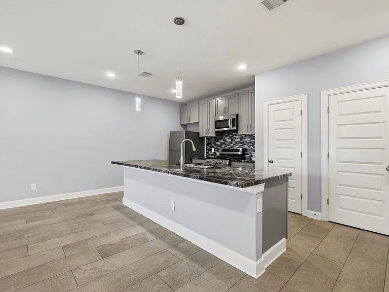 8419 Observatory St — Photo 8