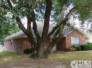 331 Childs Dr, Fairfield, TX 75840
