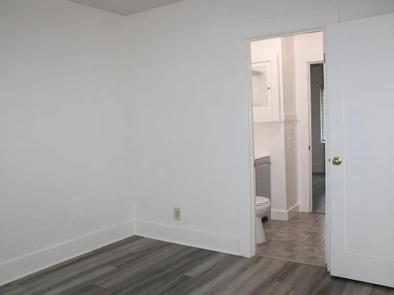 1621 Florida Ave — Photo 13