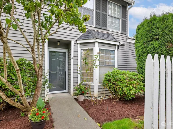 23903 57th Court S #G4, Kent, WA 98032