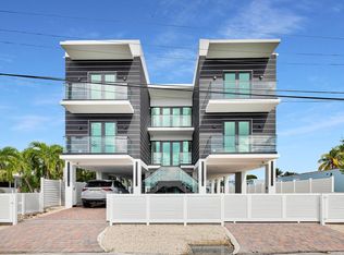 141 Grassy Rd, Key Largo, FL 33037