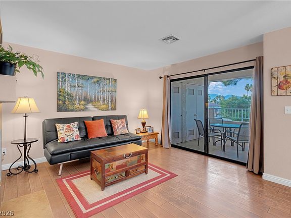 4th image of 4861 S Torrey Pines Dr Unit 201