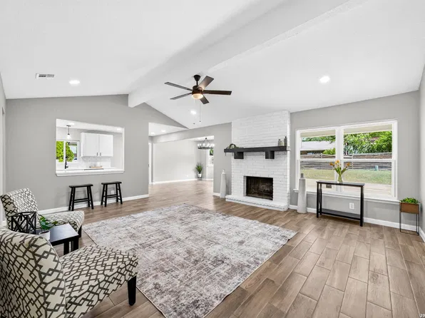 7014 GARY PLAYER ST, San Antonio, TX 78240