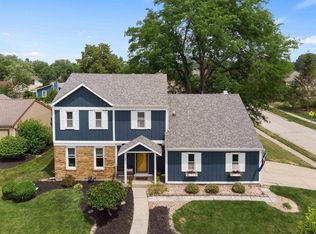 4633 Aboite Lake Dr, Fort Wayne, IN 46804