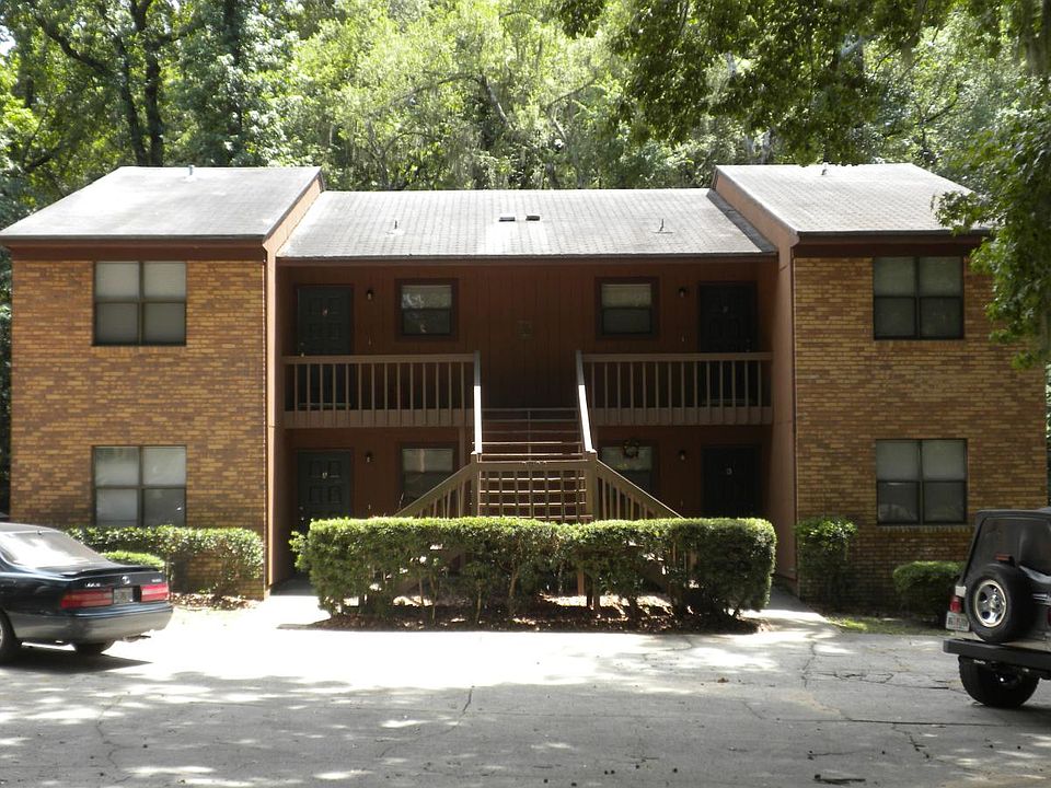 1st image of 2927 Woodrich Dr APT A