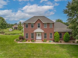 1503 Nottingham Dr, Warrensburg, MO 64093