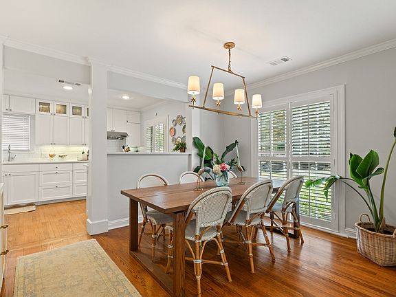 5th image of 6018 Ellsworth Ave