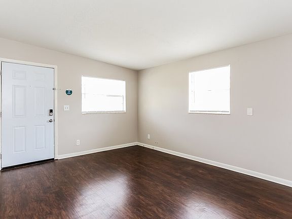 5th image of 2260 W 15th St