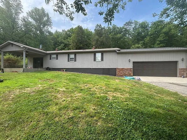 38 Pine Mountain Estate Rd, Pineville, KY 40977