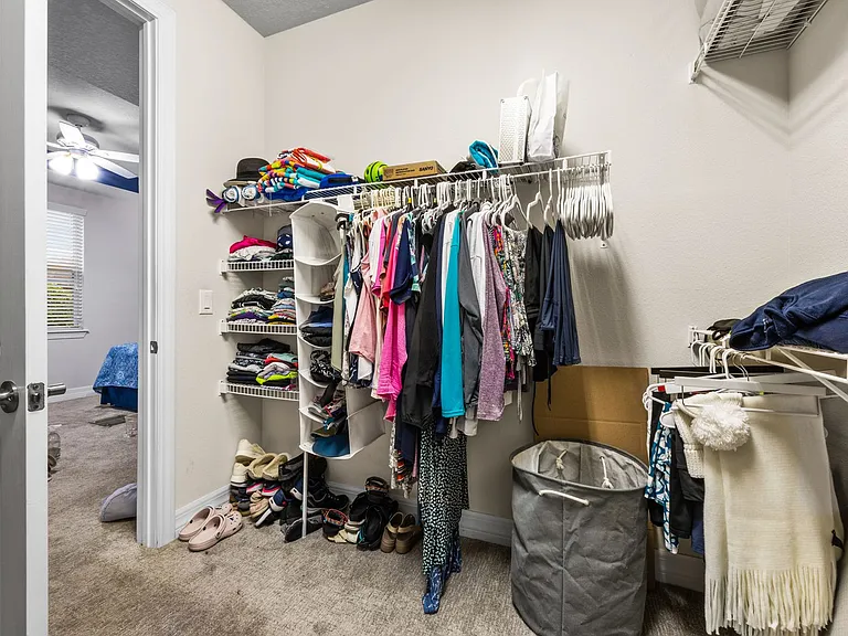 384 Los Alamos St — Photo 27