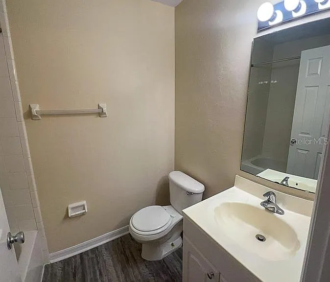 4014 SW 26th Dr #27 — Photo 3