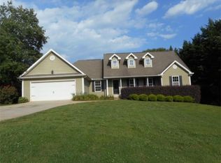 101 Post Circle Rd, Cleveland, GA 30528