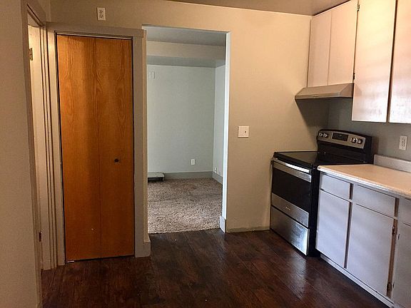 5th image of 403 S Cushman Ave