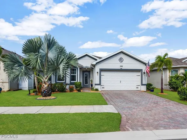 27999 Arrowhead Cir, Punta Gorda, FL 33982