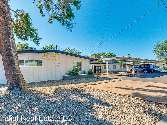 3rd image of 2031 E Glenrosa Ave APT 03
