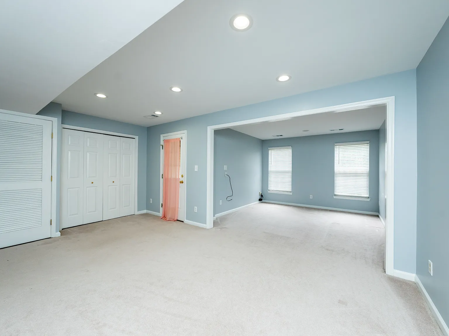 3 bed, 2428 sqft, $3,000 — Photo 3