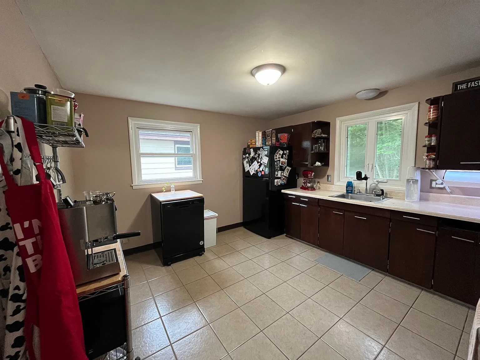2 bed, $1,600 — Photo 3