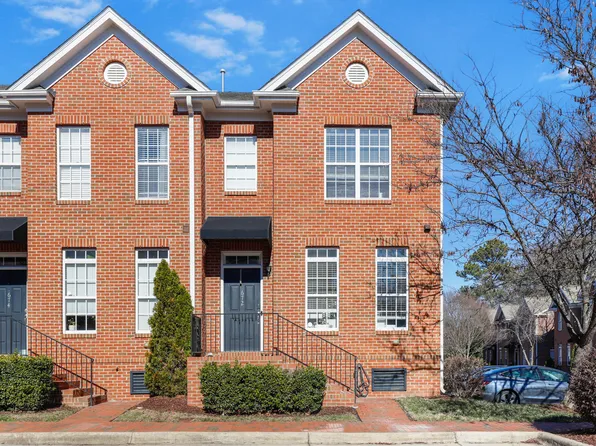 672 Highpark Ln, Raleigh, NC 27608