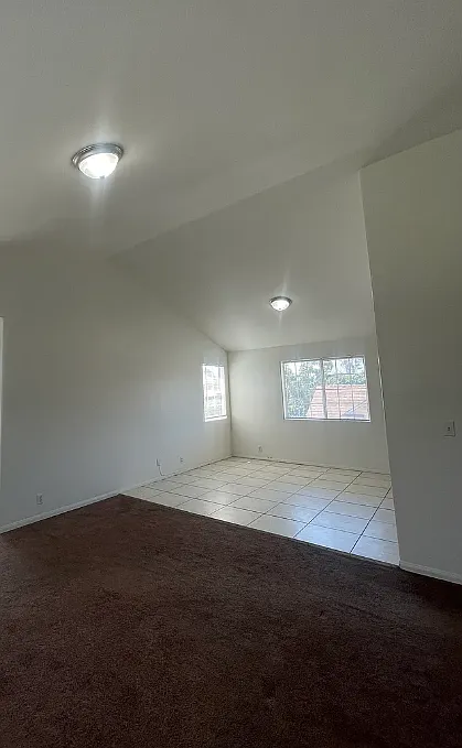3 bed, 1200 sqft, $2,789 — Photo 4