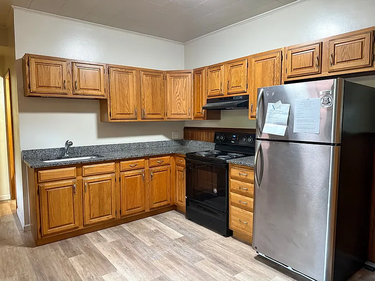 501-503 E. Chestnut St. — Photo 3