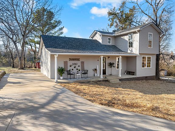 4th image of 204 E Berkley Cir
