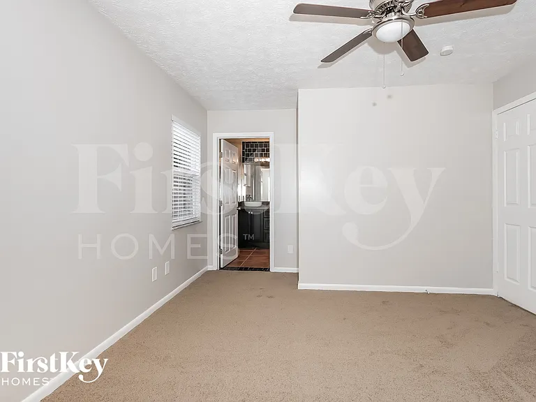 1158 SW Hunnicut Ave — Photo 9