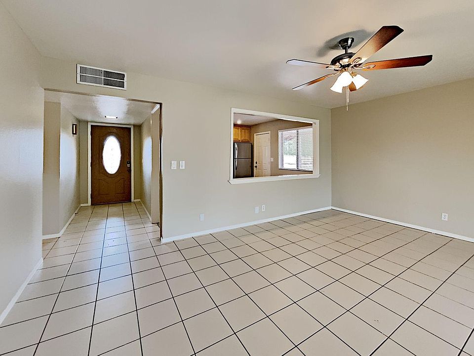 1st image of 6200 N 72nd Pl